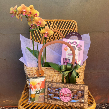 Tropical Luxe<br> Gift Basket - Image 2