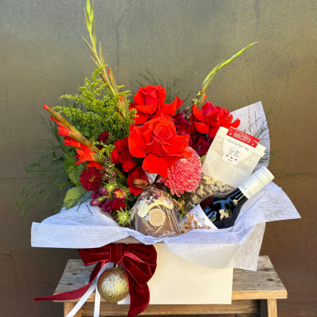 Christmas Gift Box <br> red | white | red & white