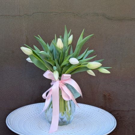 Simple but Elegant <br> Tulip Vase