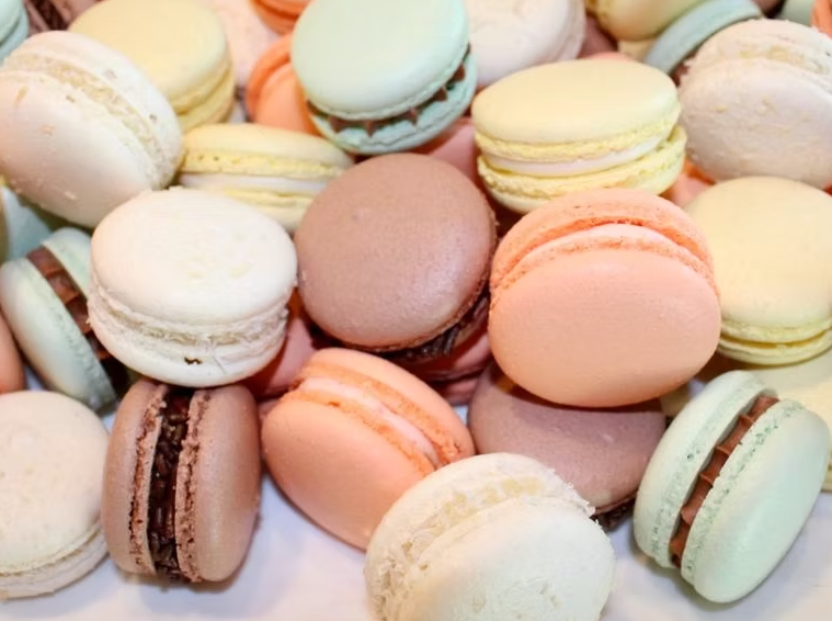Jollie Macarons - Image 2
